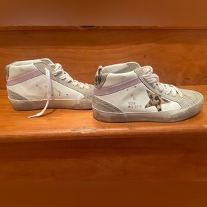 Golden goose MidStar. Light purple with silver/gray